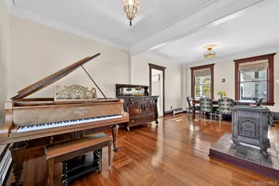 354 Carter Avenue, Newburgh, NY 12550 - Photo 15