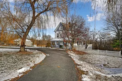 354 Carter Avenue, Newburgh, NY 12550 - Photo 3