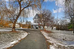 354 Carter Ave, Newburgh, NY 12550 - Photo 3