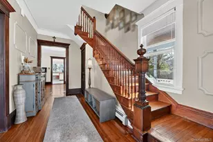 354 Carter Ave, Newburgh, NY 12550 - Photo 9