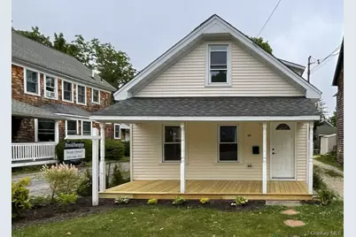 308 East Avenue, Riverhead, NY 11901 - Photo 1