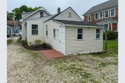 308 East Avenue, Riverhead, NY 11901 - Photo 5