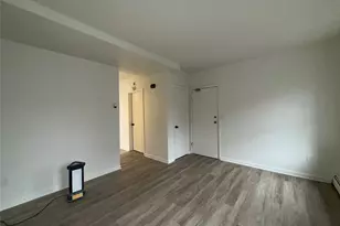 32 N Bridge St, Poughkeepsie, NY 12601 - Photo 3