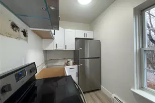 32 N Bridge St, Poughkeepsie, NY 12601 - Photo 5