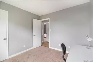 29 Robert Dr, Warwick, NY 10990 - Photo 15