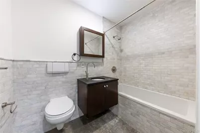 116 W 22nd Street #3, New York, NY 10011 - Photo 25