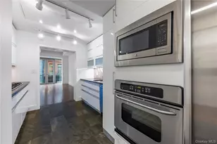 116 W 22nd St, New York, NY 10011 - Photo 17