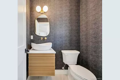 10 Lenape Road, Southampton, NY 11968 - Photo 21