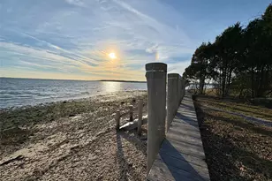 10 Lenape Rd, Southampton, NY 11968 - Photo 35