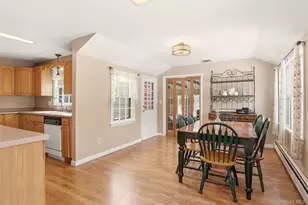 10 Catalpa Ln, Stony Brook, NY 11790 - Photo 9