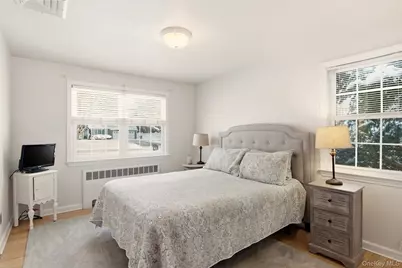 10 Catalpa Lane, Stony Brook, NY 11790 - Photo 23