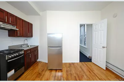 563 Miller Avenue, Brooklyn, NY 11207 - Photo 5