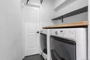 219 Pearsall Pl, Woodmere, NY 11598 - Photo 27