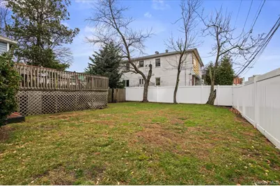 1419 Minton Street, Far Rockaway, NY 11691 - Photo 25