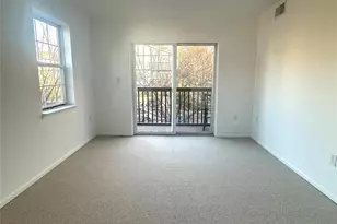 854 E Crooked Hill Rd, Pearl River, NY 10965 - Photo 7