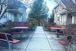 854 E Crooked Hill Rd, Pearl River, NY 10965 - Photo 19