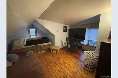 484Unitb Moriches Middle Road, Manorville, NY 11949 - Photo 7