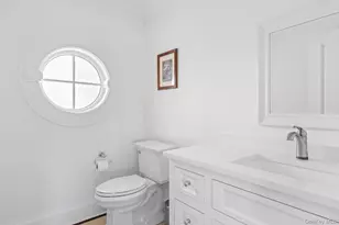 17 Ludlow Ln, Hampton Bays, NY 11946 - Photo 45