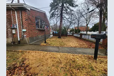 3237 Rawlins Avenue, Bronx, NY 10465 - Photo 5