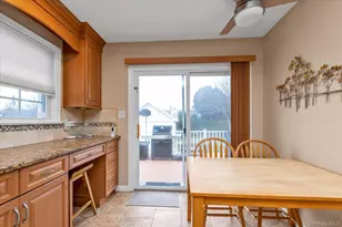 41 Marion St, Lynbrook, NY 11563 - Photo 9