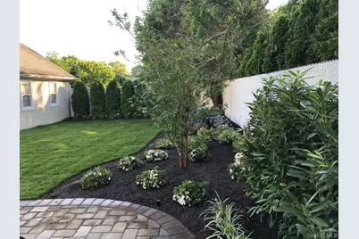 41 Marion Street, Lynbrook, NY 11563 - Photo 17