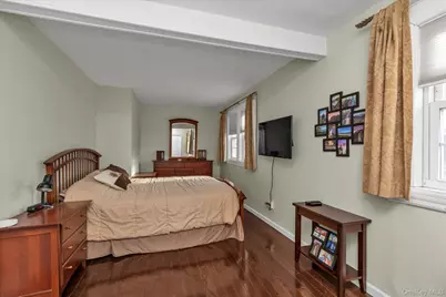 41 Marion Street, Lynbrook, NY 11563 - Photo 11