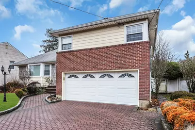 477 De Mott Avenue, Baldwin, NY 11510 - Photo 3