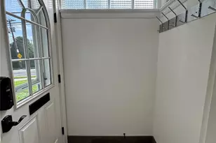 70A Sea Cliff Ave, Glen Cove, NY 11542 - Photo 3