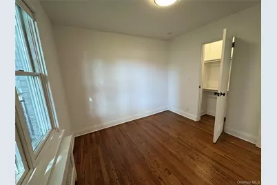 70A Sea Cliff Avenue #70A, Glen Cove, NY 11542 - Photo 11