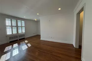 70A Sea Cliff Ave, Glen Cove, NY 11542 - Photo 5