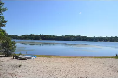 4 Wyandanch Trail, Ridge, NY 11961 - Photo 29