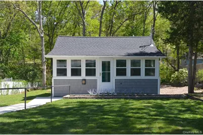 4 Wyandanch Trail, Ridge, NY 11961 - Photo 3