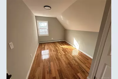 137-14 Bedell Street, Springfield Gardens, NY 11413 - Photo 7