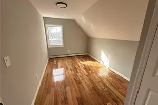 137-14 Bedell St, Springfield Gardens, NY 11413 - Photo 7