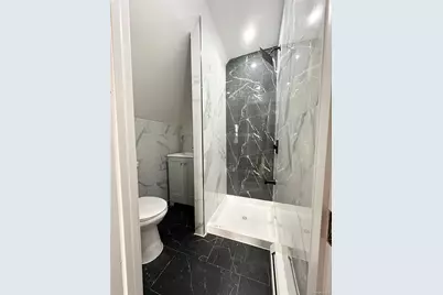 137-14 Bedell Street, Springfield Gardens, NY 11413 - Photo 9