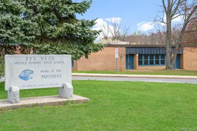 323 Wagner Avenue, Mamaroneck, NY 10543 - Photo 25