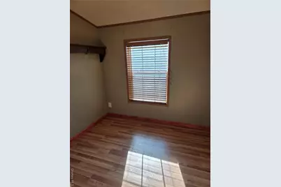 8 Greenrose Drive, Marlboro, NY 12542 - Photo 5