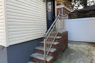 84-80 161st St, Jamaica, NY 11432 - Photo 13