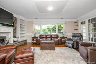 7 Junior Dr, Ronkonkoma, NY 11779 - Photo 9