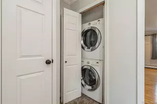 92 Cardinal Ln, Islip, NY 11751 - Photo 7