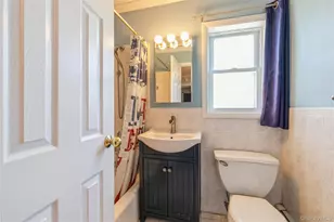 92 Cardinal Ln, Islip, NY 11751 - Photo 13