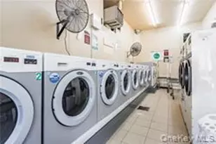 92 Cardinal Ln, Islip, NY 11751 - Photo 35