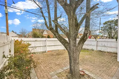 85-86 263 Street, Floral Park, NY 11001 - Photo 23