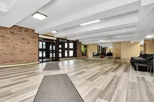 570 Broadway, Lynbrook, NY 11563 - Photo 3