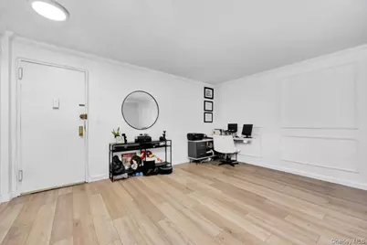 570 Broadway #16A, Lynbrook, NY 11563 - Photo 7