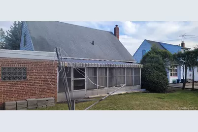 73 Schumacher Drive, New Hyde Park, NY 11040 - Photo 7