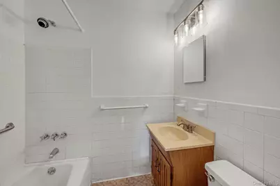 2261 Palmer Avenue #2M, New Rochelle, NY 10801 - Photo 21