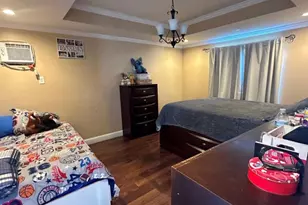 10 Elm Ave, Bay Shore, NY 11706 - Photo 5