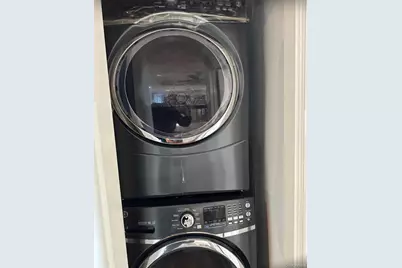 10 Elm Avenue, Bay Shore, NY 11706 - Photo 7