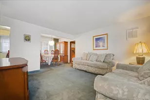 25 Lois Ln, Farmingdale, NY 11735 - Photo 3